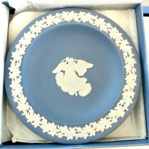 Wedgwood Jasperware Vintage Small Plate New in Box